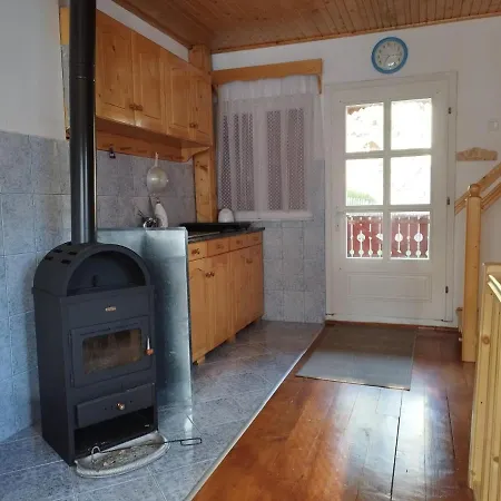 Apartman Karak Hargitafürdő